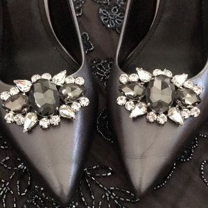 White House Black Market Crystal Shoe Clips